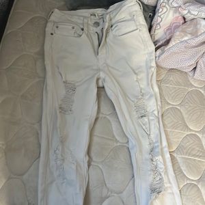 MUDD white ripped skinny jeans